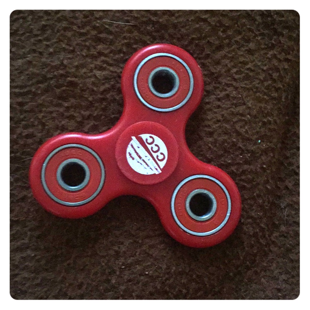 Fidget spinner red
